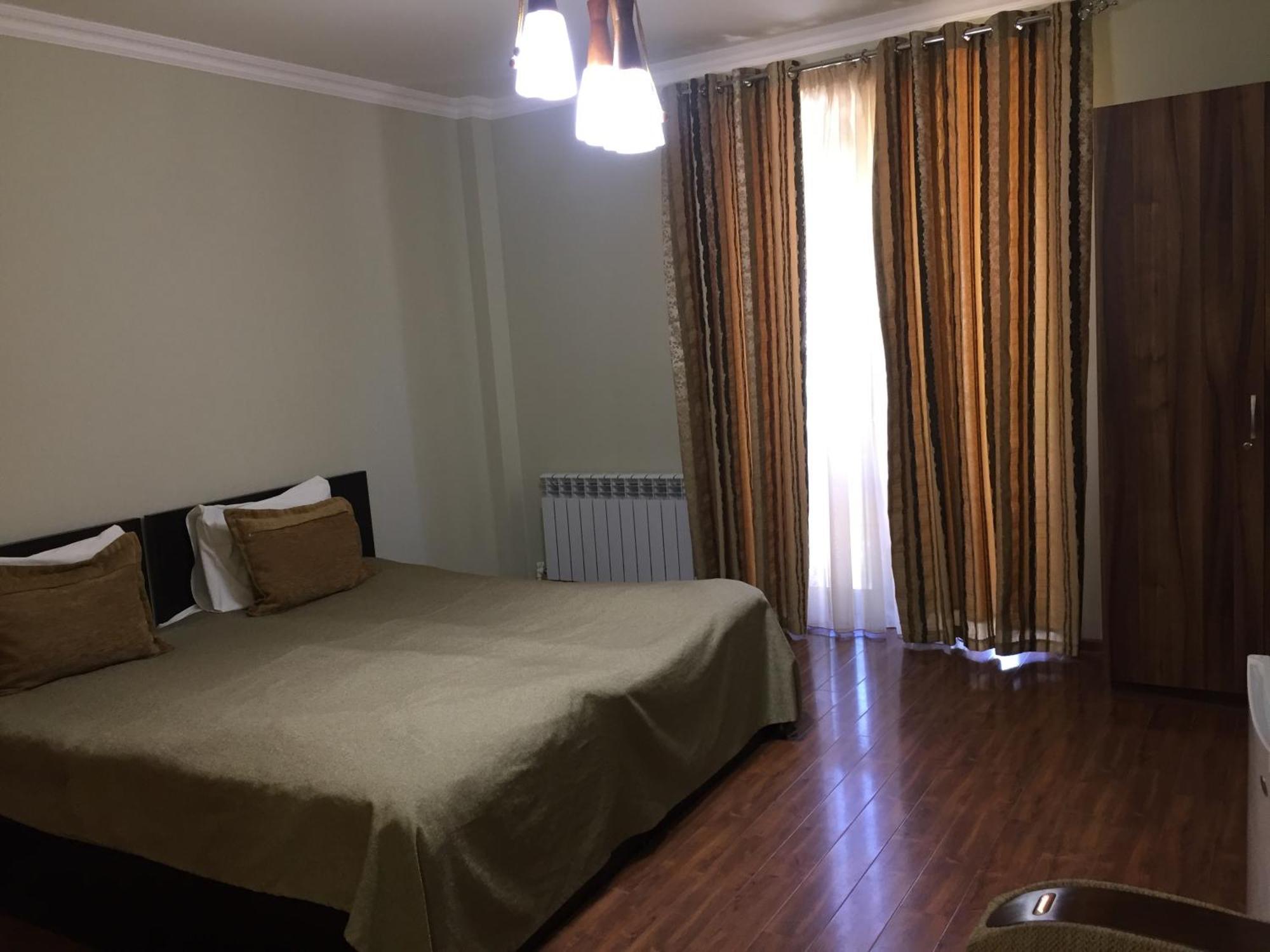 Hotel Central Dżermuk Zewnętrze zdjęcie