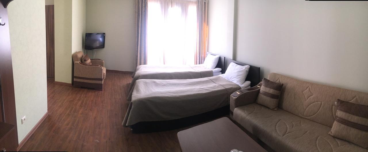 Hotel Central Dżermuk Zewnętrze zdjęcie
